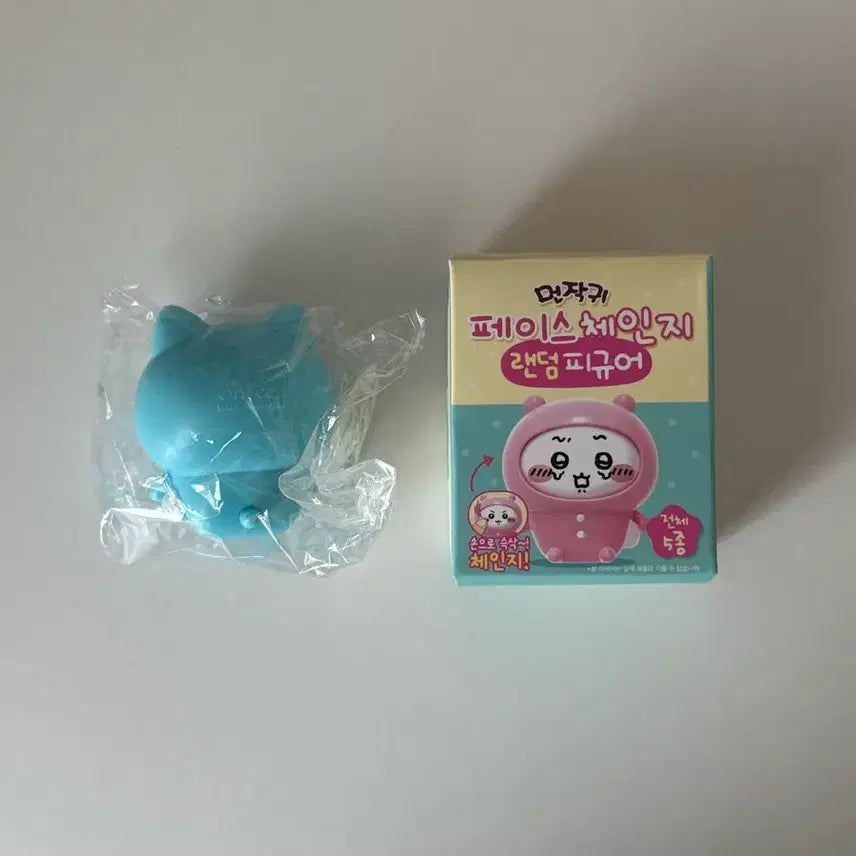 [BUNJANG] Chiikawa Hachiware Face Change Figure / 먼작귀 치이카와 페이스 체인지 피규어 하치와레