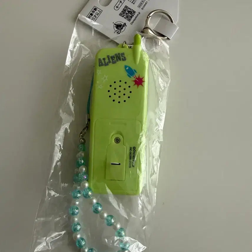 [BUNJANG] Tokyo Disneyland Alien Strap / 도쿄 디즈니랜드 알린 스트랩