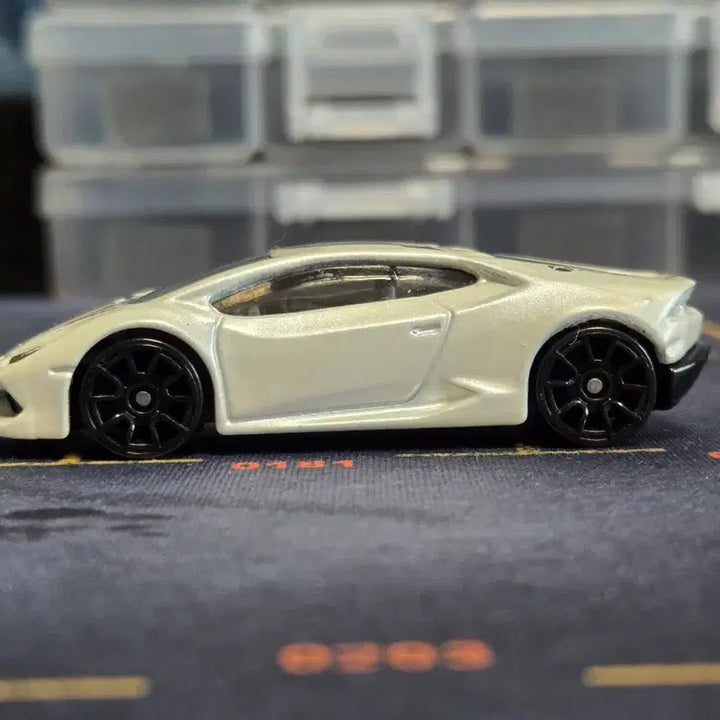 [BUNJANG] Hot Wheels Premium Real Riders Lamborghini Huracan Custom Die-cast Car / 핫휠 프리미엄 리얼라이더 람보르기니 우라칸 메탈 하판, 휠 커스텀 작 판매 //  미니지티 토미카