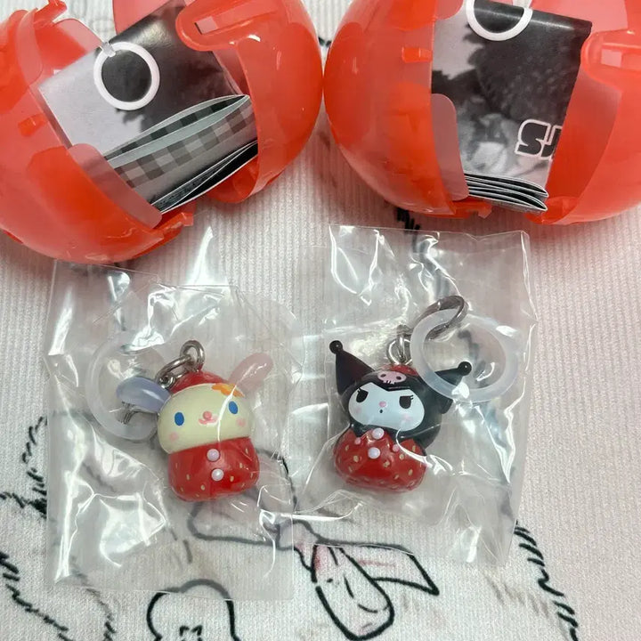 [BUNJANG] Sanrio Usahana Kuromi Strawberry Gacha Figure Bundle Set (Sealed) / 일괄 미개봉 산리오 우사하나 쿠로미 딸기 메지루시 가챠 피규어