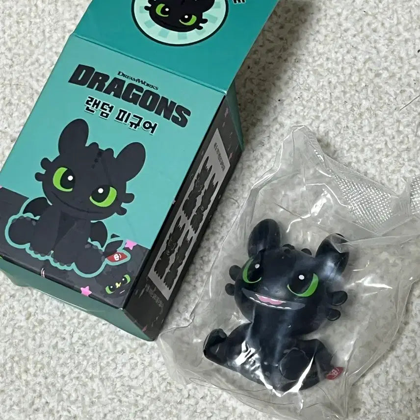 [BUNJANG] How to Train Your Dragon Toothless Figure / 드래곤 길들이기 투슬리스 피규어