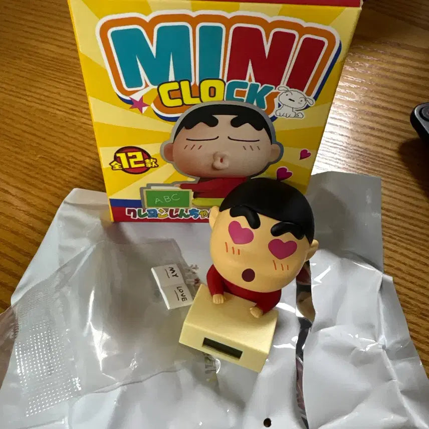 [BUNJANG] Crayon Shin-chan Mini Figure Clock New / 짱구 미니 피규어 시계 새상품