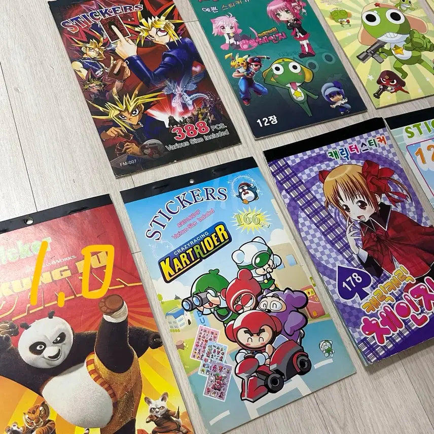 [BUNJANG] Vintage Sticker Book (Various Characters) / 고전문구 스티커북 (캐릭캐릭체인지 케로로 카트라이더 유희왕 포켓몬 등)