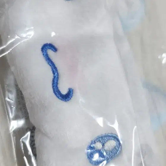 [BUNJANG] Cinnamoroll KuJi 7th Prize Headband / 시나모롤 쿠지 7등상 헤어밴드