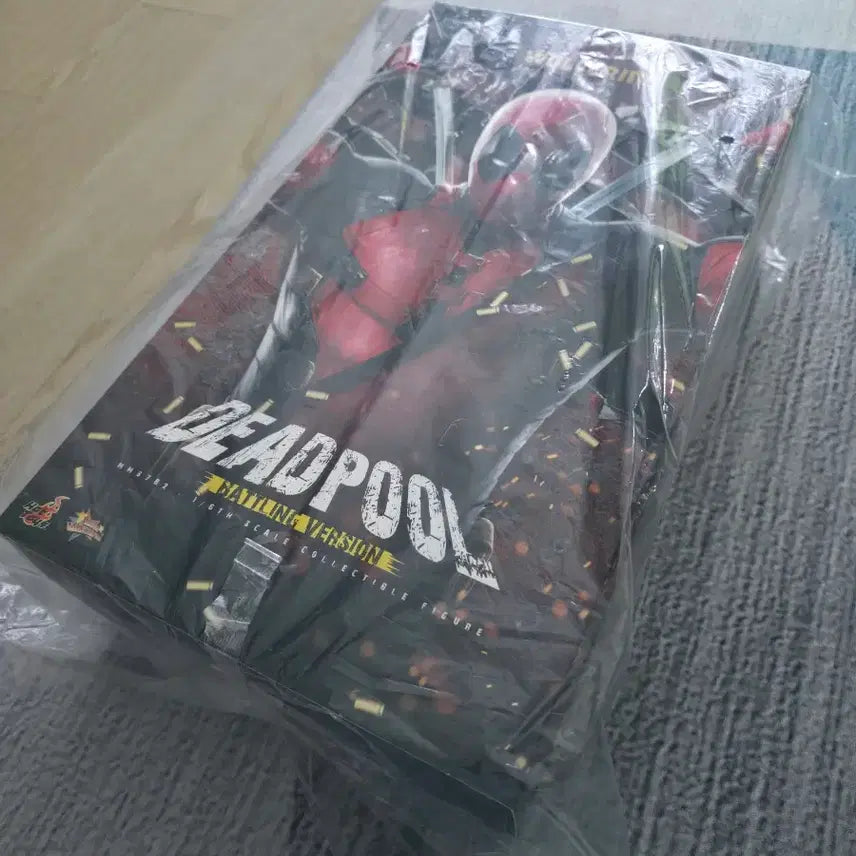 [BUNJANG] Hot Toys Deadpool (Battling Version) Unsealed Figure - Head Only / 핫토이 데드풀 배틀링 개봉 양품