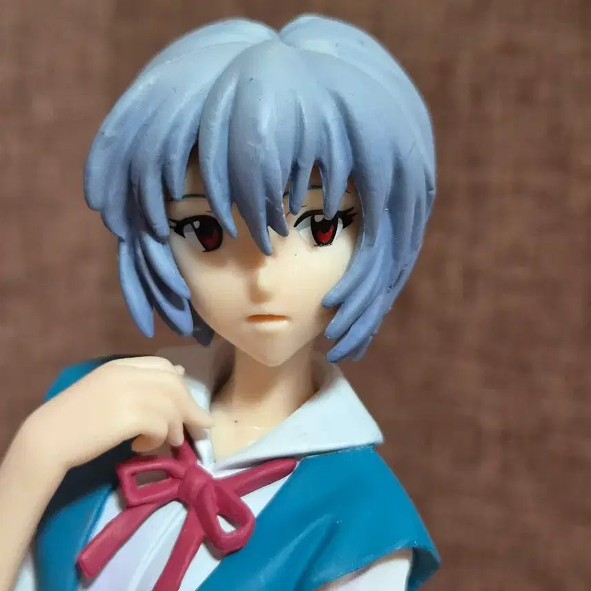 [BUNJANG] Evangelion Ayanami Rei School Uniform Figure / 처분)에반게리온 아야나미 레이 교복 피규어