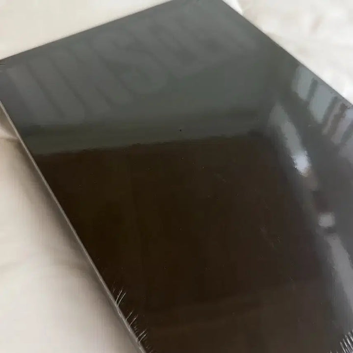 [BUNJANG] ENHYPEN UNSEEN Popup Store Photobook / 엔하이픈 UNSEEN 팝업 스토어 굿즈 도록