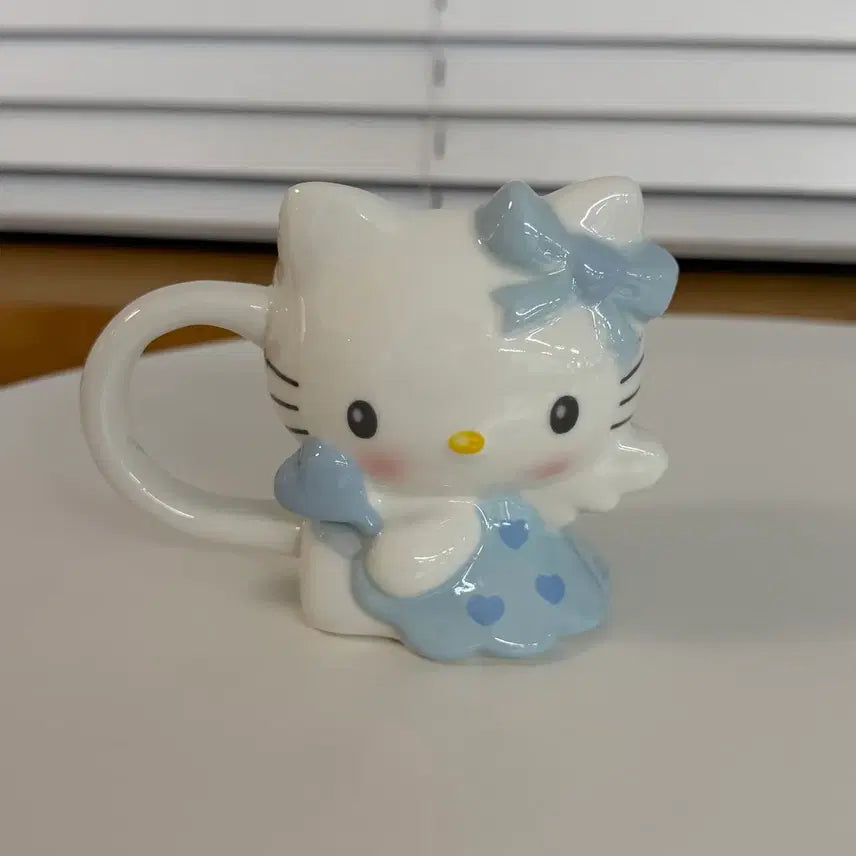 [BUNJANG] Sanrio Hello Kitty Angel Yumemiru Mug Cup / [정품] 헬로키티 천사 엔젤 유메미루 머그컵