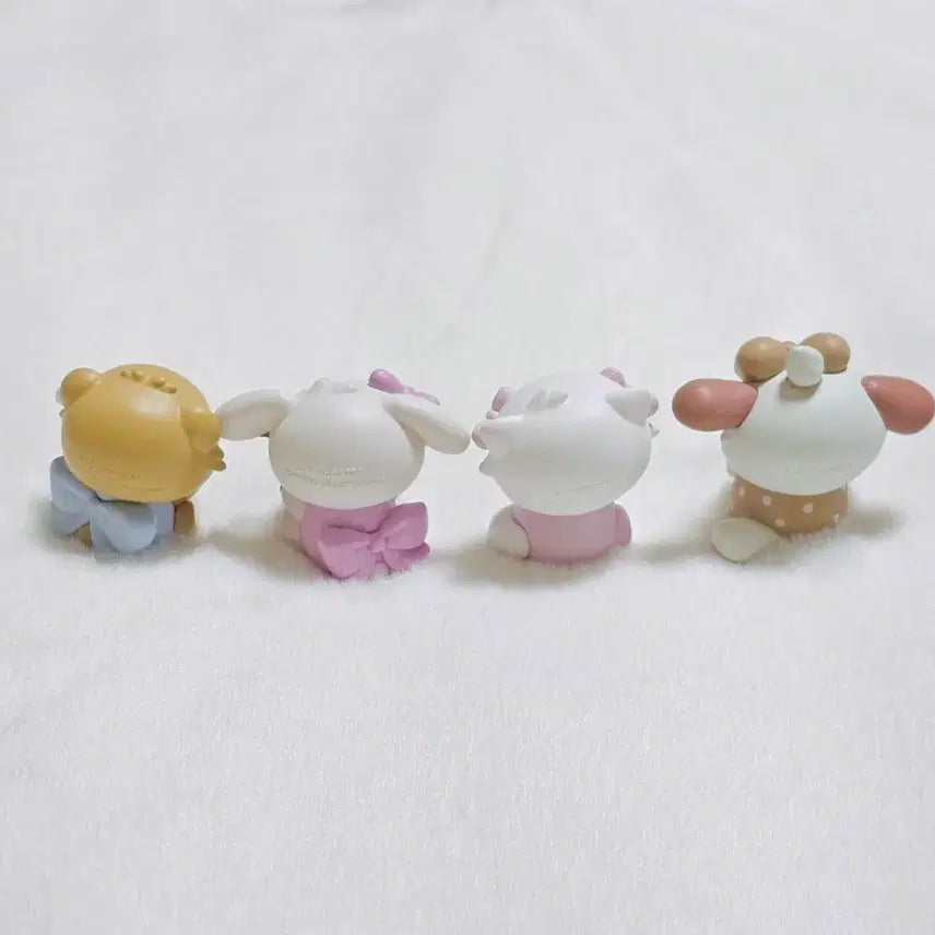 [BUNJANG] Miko Characters Mogumogu Party Gacha Full Set Figures / 미코 캐릭터즈 모구모구파티 풀세트 가챠 피규어