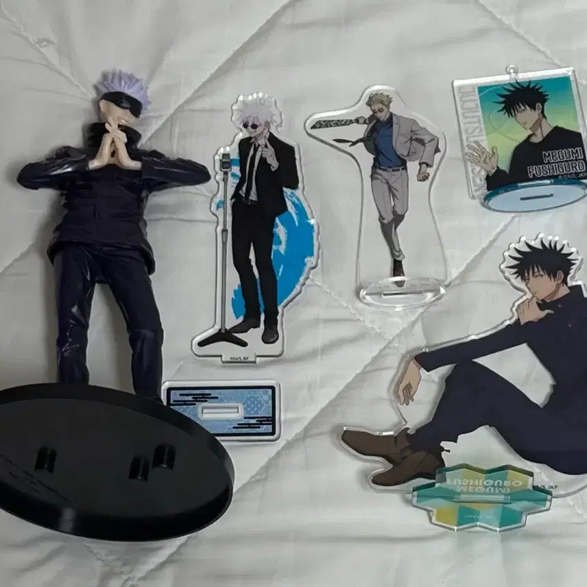 [BUNJANG] Jujutsu Kaisen Acrylic Figure &amp; Poster Bundle / 주술회전 굿즈
