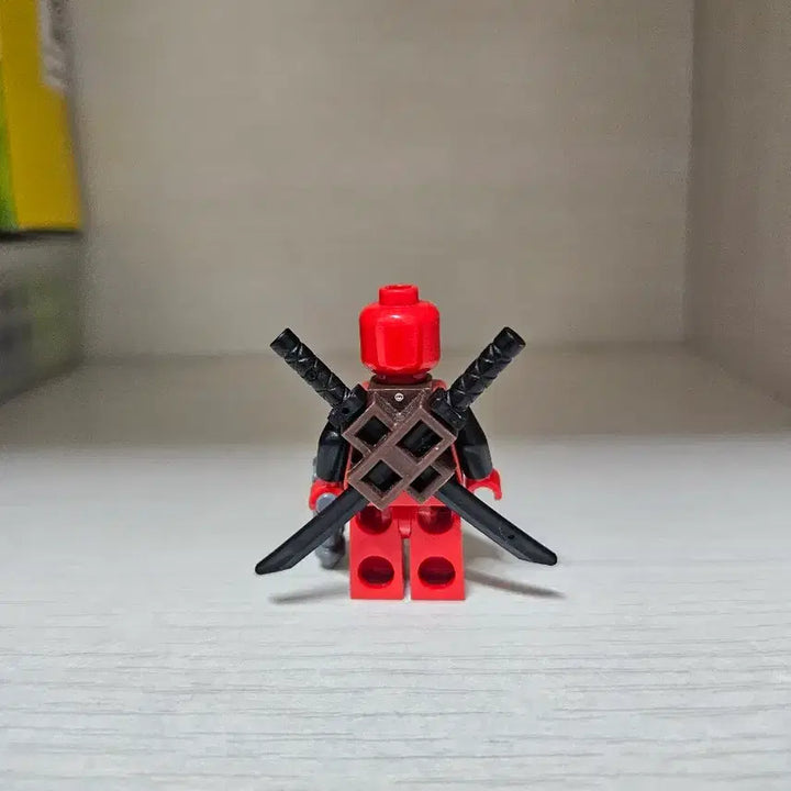 [BUNJANG] LEGO Marvel Wolverine/Magneto/Deadpool Figure Set (6866) / 레고 마블 울버린/매그니토/데드풀 피규어 (6866)