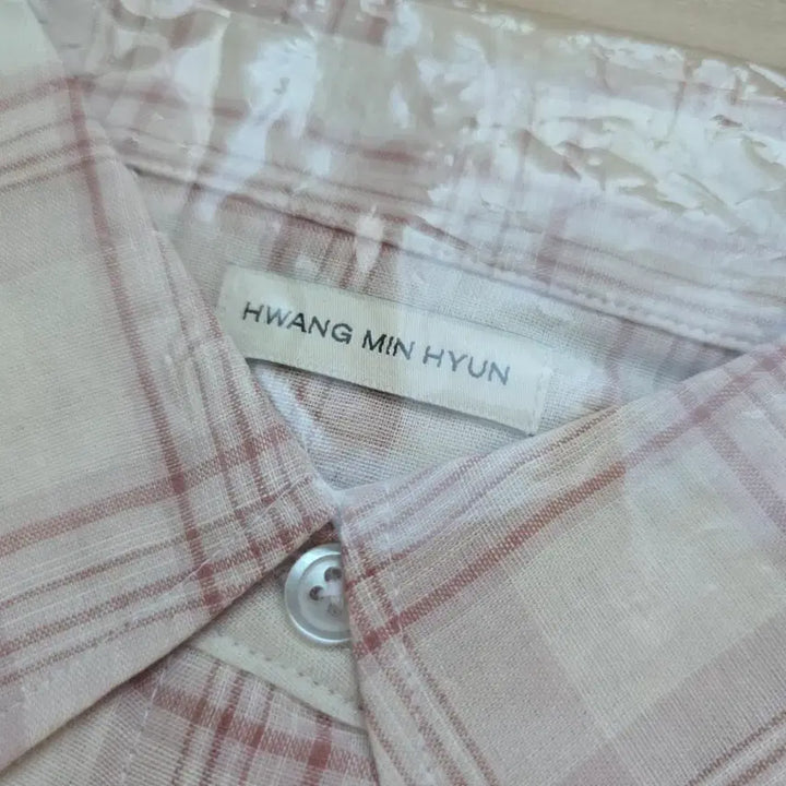 [BUNJANG] Hwang Minhyun Photo Exhibition Temperature Check Shirt Entrance Ticket Bundle Set POB Photocard (Sealed) / 황민현 사진전 온도 체크셔츠 입장티켓 금액특전포카 일괄 미개봉