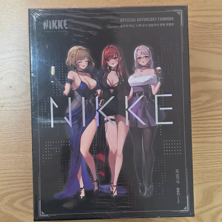 [BUNJANG] Niche Anthology Special Edition Fanbook / 니케 앤솔러지 팬북 특별판