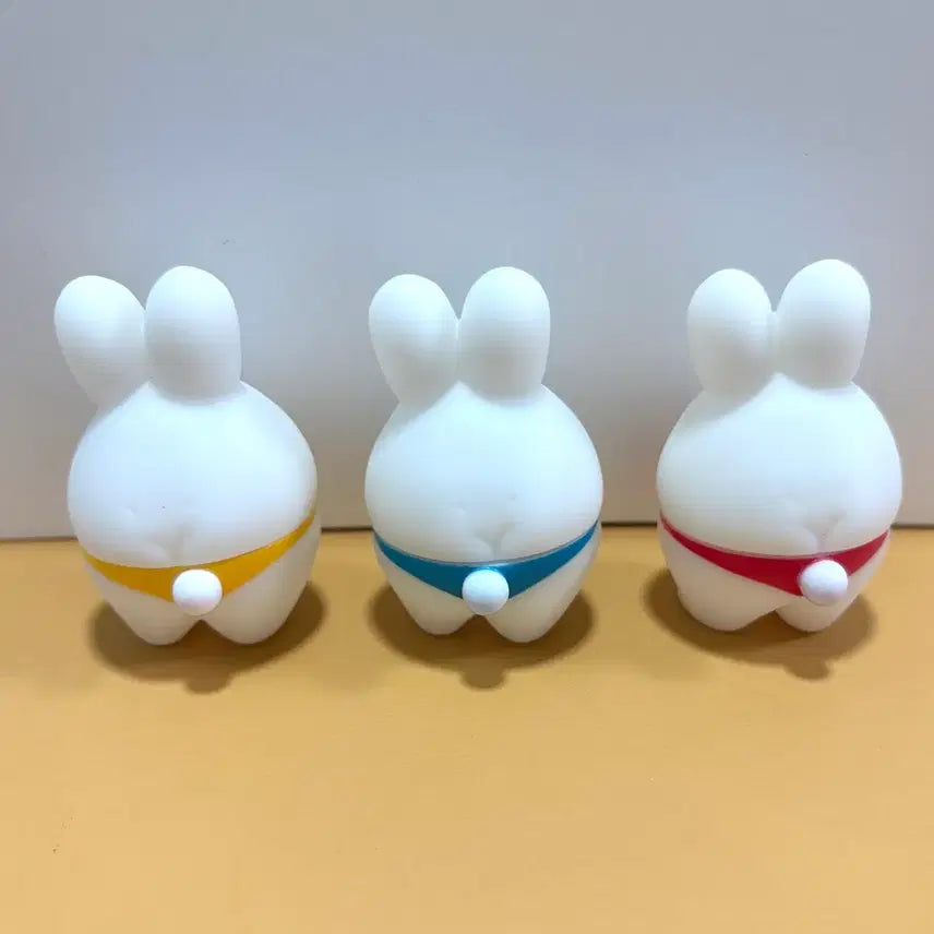 [BUNJANG] Rabbit Figure Gacha 3-Type Bundle Set / 토끼 피규어 가챠 3종 일괄