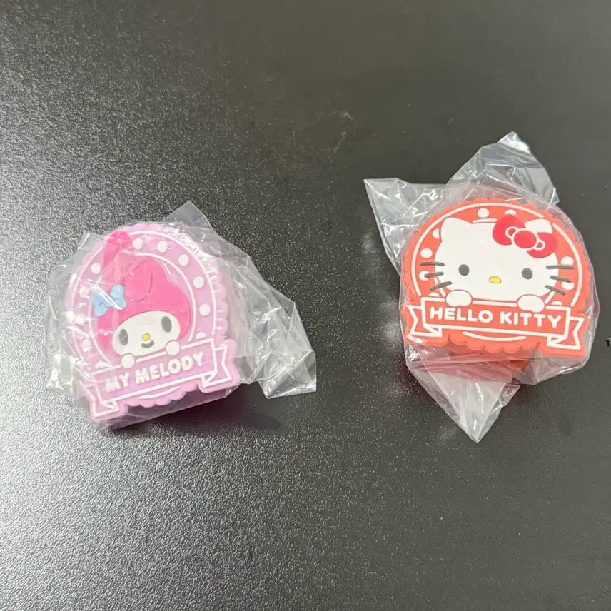 [BUNJANG] New Hello Kitty &amp; My Melody Gacha Figures Bundle (Sealed) / 미개봉) 신상 가챠 키티, 마이멜로디 일괄