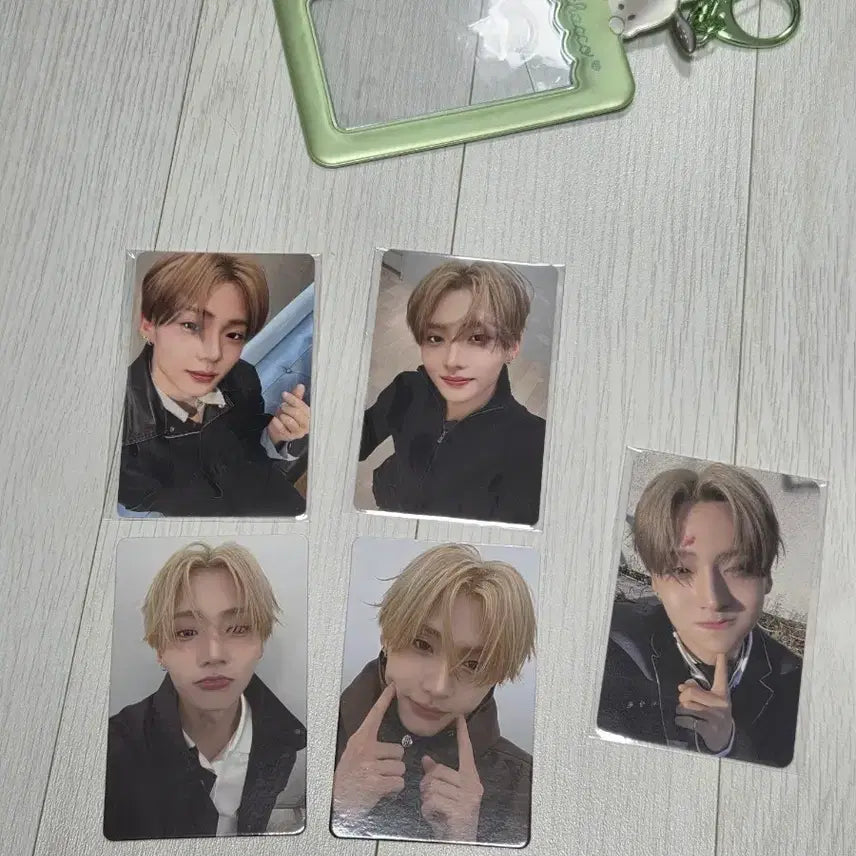 [BUNJANG] Alpha Drive One (ARD1) Sangwon Bundle Photocard Set with Sanrio Pochacco Photocard Holder / 알파드라이브원 알디원 상원포카 일괄양도 엘르맨 상원 qq뮤직 상원 산리오 포카홀더