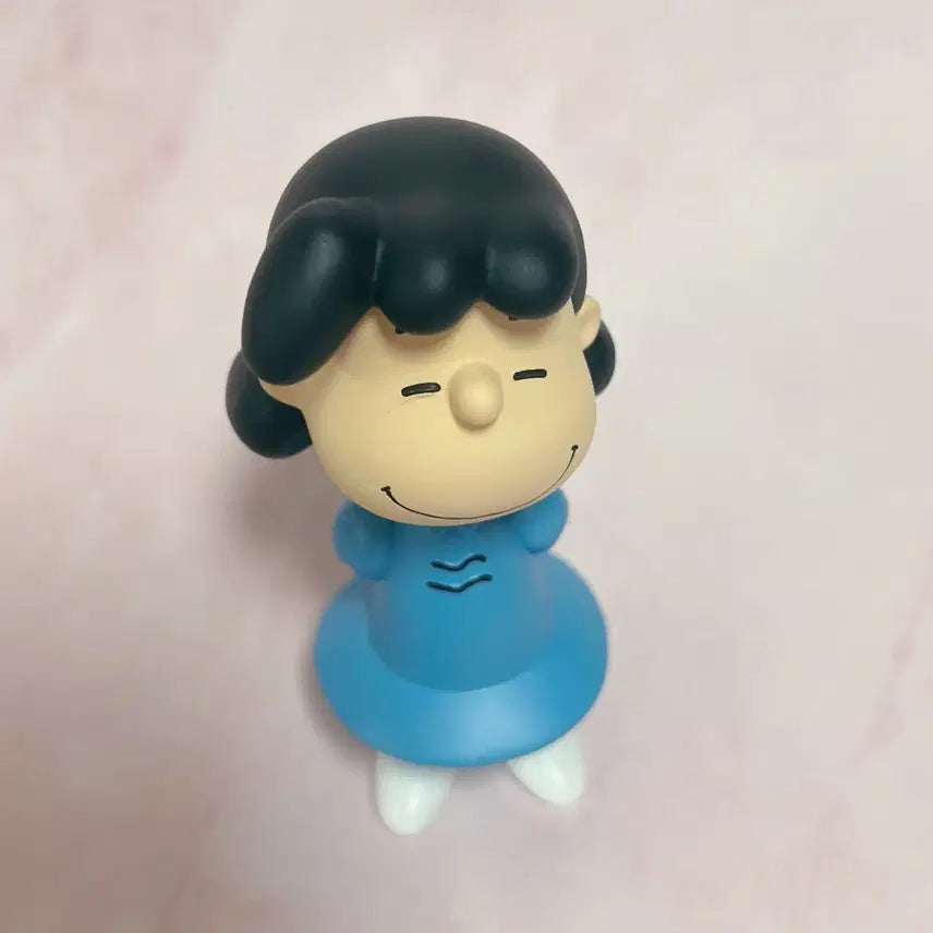 [BUNJANG] Medicom Toy UDF No.213 Peanuts Lucy Figure / 메디콤토이 UDF No.213 피너츠 루시 피규어