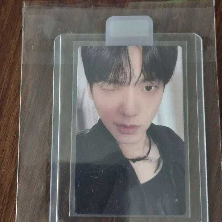 [BUNJANG] TXT Subin GBGB Japan Limited Edition Photocard / TXT 투바투 수빈 GBGB 일본 한정 포카 양도 (초커 윙크 수빈)