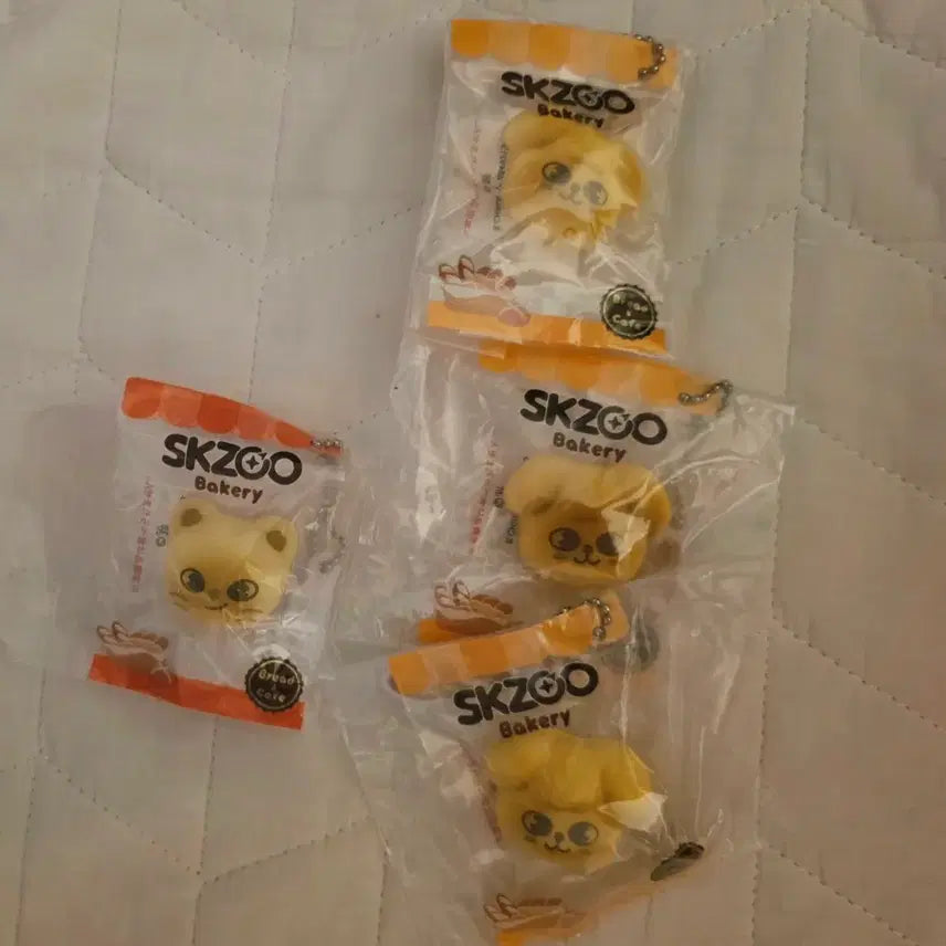 [BUNJANG] Stray Kids SKZOO Bakery Gacha (Sealed) / SKZOO 베이커리 스키주 가챠