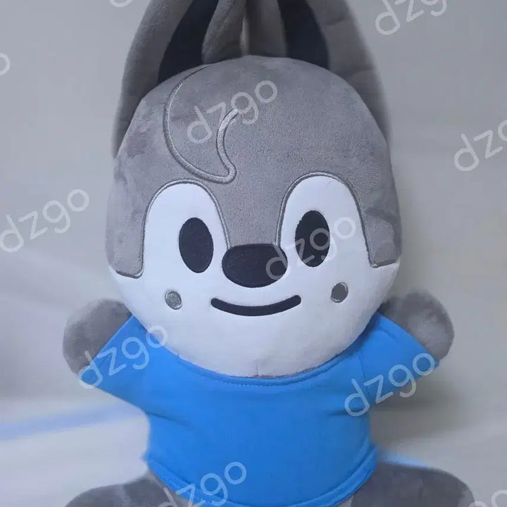 [BUNJANG] SKZOO Wolfchan Hug Me Ver. Plush / SKZOO HUG ME Ver. Wolfchan 울프찬