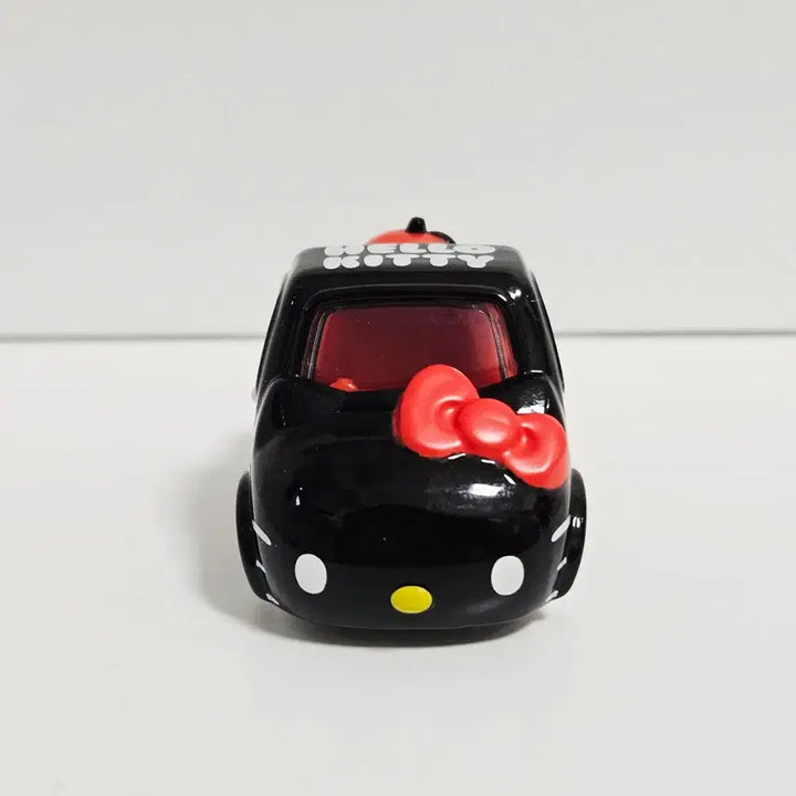 [BUNJANG] Takara Tomy Dream Tomica Hello Kitty 50th Anniversary Edition Black Tomica / 타카라토미 드림 토미카 헬로 키티 50주년 기념 에디션 블랙 토미카