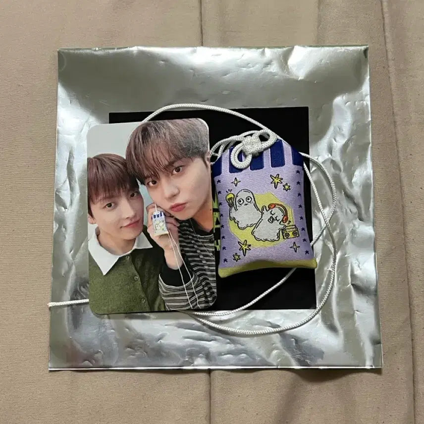 [BUNJANG] ATEEZ Fanmeeting Omamori Photocard Hongjoong Jongho Set / 에이티즈 팬미팅 오마모리 포카 홍중 종호 세트