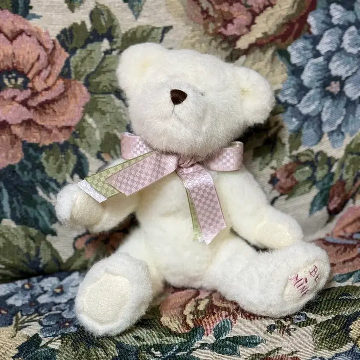 [BUNJANG] Boyds Bear White Bear Plush (Pink Check Ribbon) / 보이즈베어 흰색 곰인형 (핑크 체크 리본)