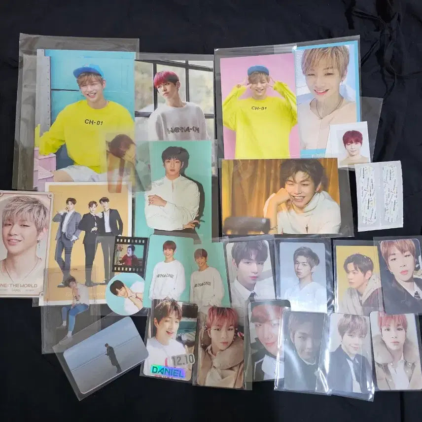 [BUNJANG] Wanna One Kang Daniel Dicon Photocard and Goods Bundle Set / 워너원 강다니엘 / 디아이콘 / WANNAONE