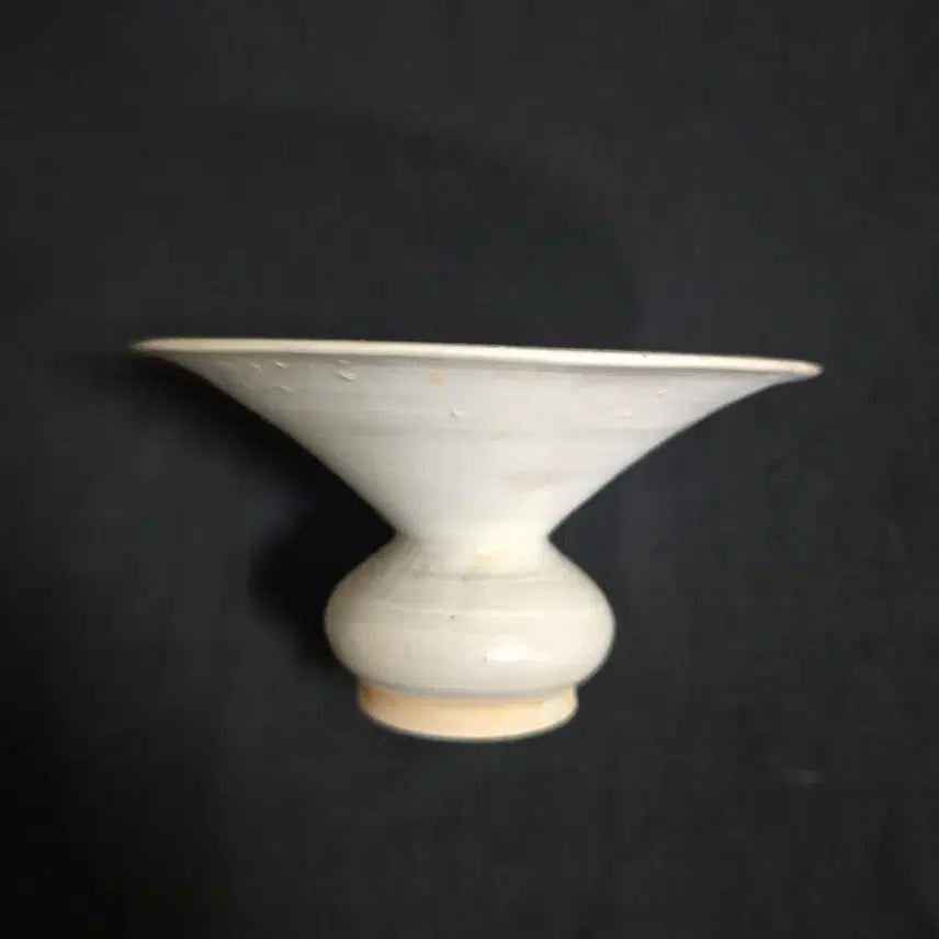 [BUNJANG] Chulhwa White Porcelain Teacup / 철화 백자 도자기 잔 완