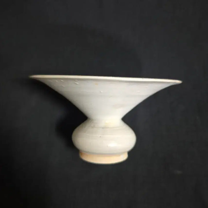 [BUNJANG] Chulhwa White Porcelain Teacup / 철화 백자 도자기 잔 완