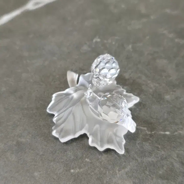 [BUNJANG] Swarovski Baby Snails on Grape Leaf Crystal Figurine / 스와로브스키(Swarovski) "포도 잎 위의 아기 달팽이" 크리스탈