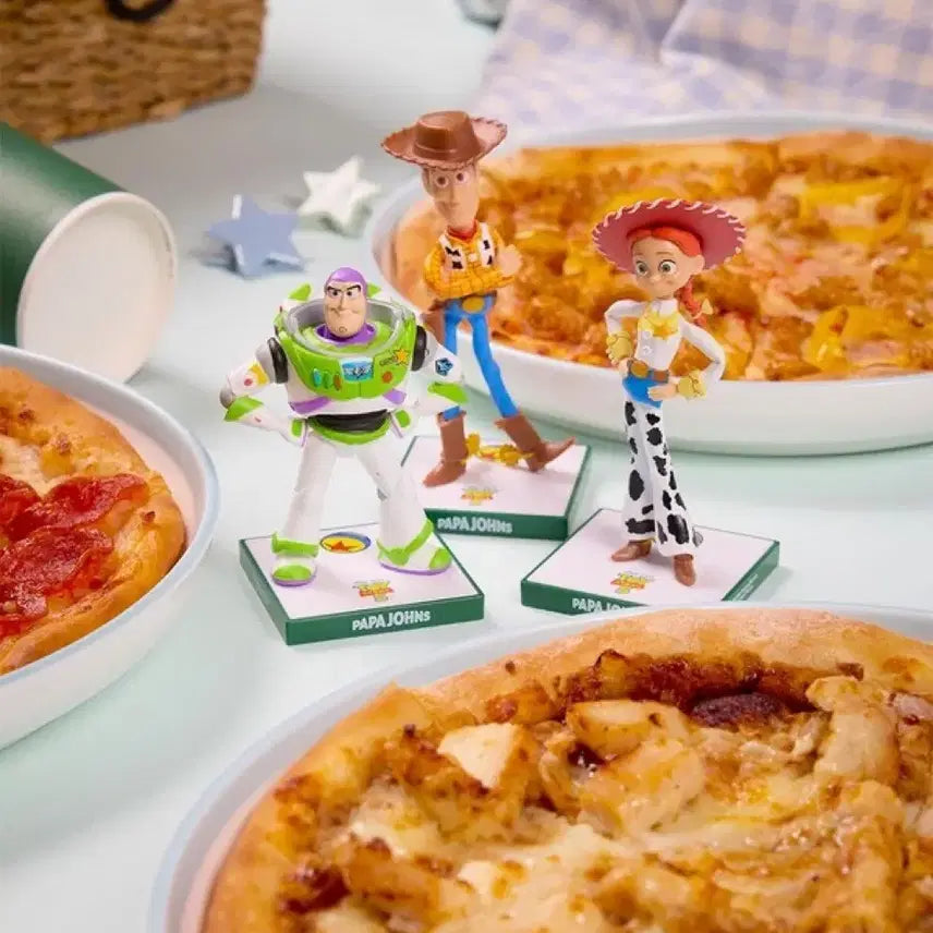 [BUNJANG] Toy Story Woody &amp; Buzz Lightyear Figures / 토이스토리 파파존스 우디, 버즈 피규어