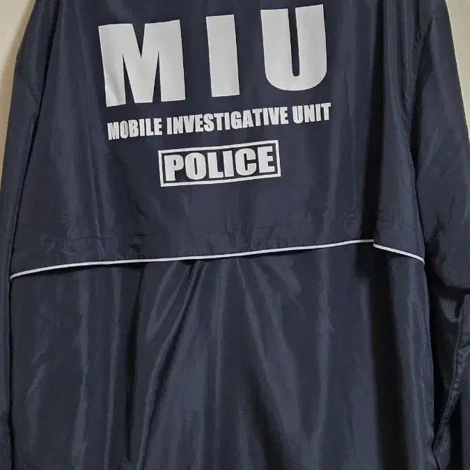 [BUNJANG] MIU404 Windbreaker (New Version) XL / miu404 미우404 바람막이 (신버전)