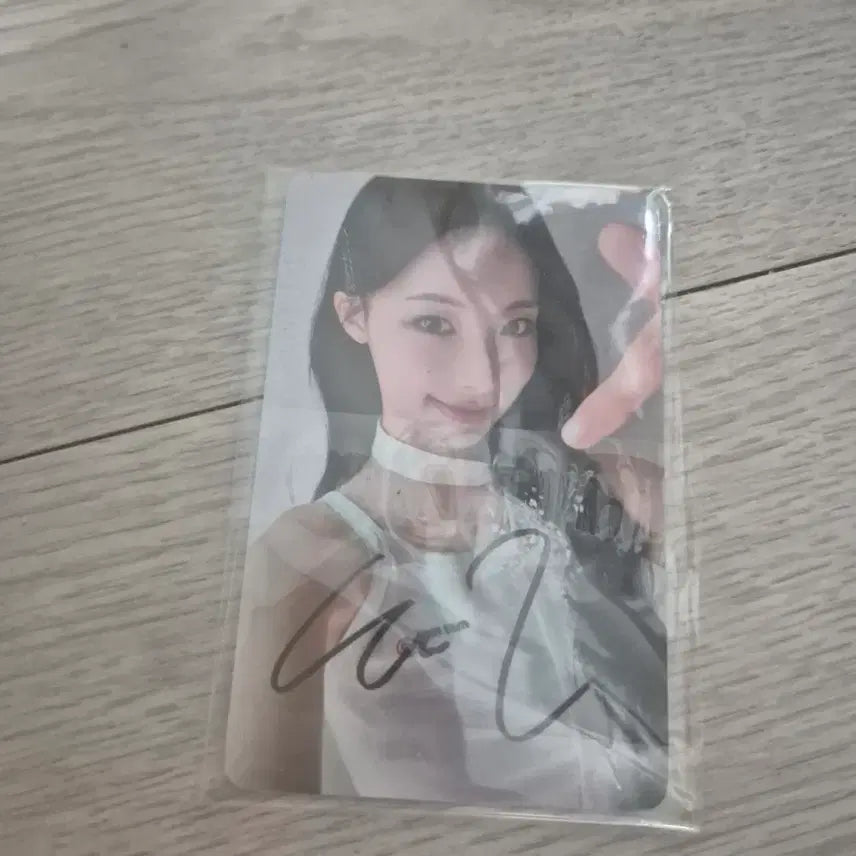 [BUNJANG] RE Sene Woni Signed Photocard / 리센느 원이 싸인 포토카드 포카