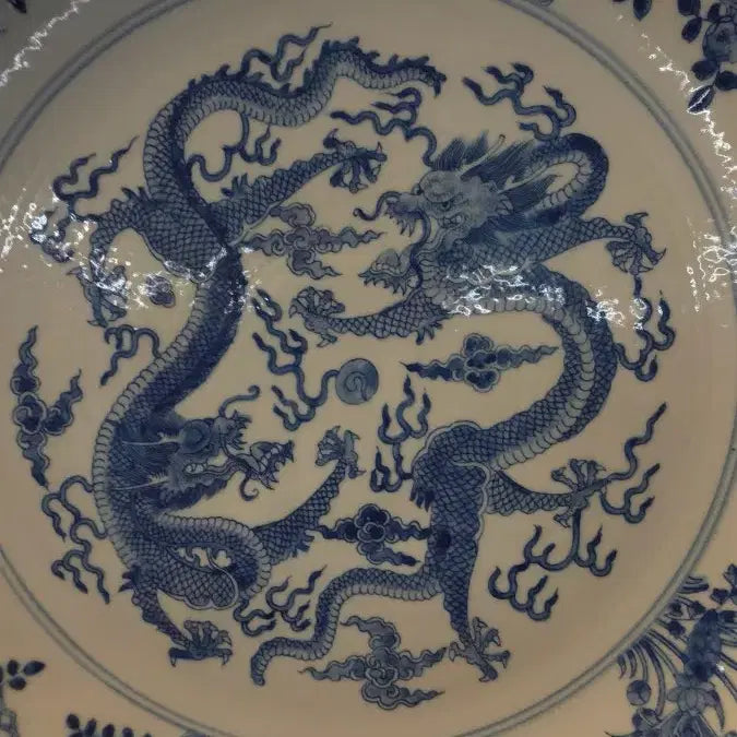 [BUNJANG] Joseon Dynasty Celadon Porcelain Plate with Dragon and Flower Design / 260717-1 청화 운용화훼문 윤화구대반