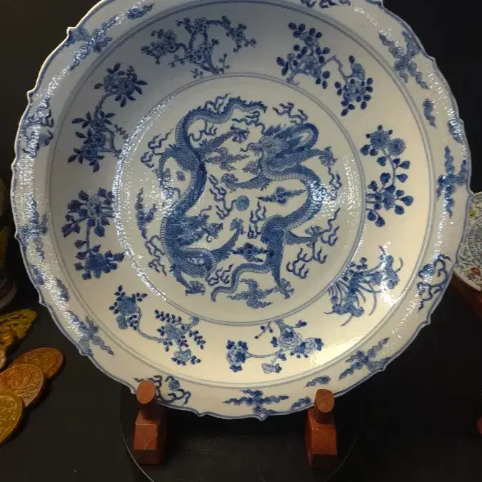[BUNJANG] Joseon Dynasty Celadon Porcelain Plate with Dragon and Flower Design / 260717-1 청화 운용화훼문 윤화구대반