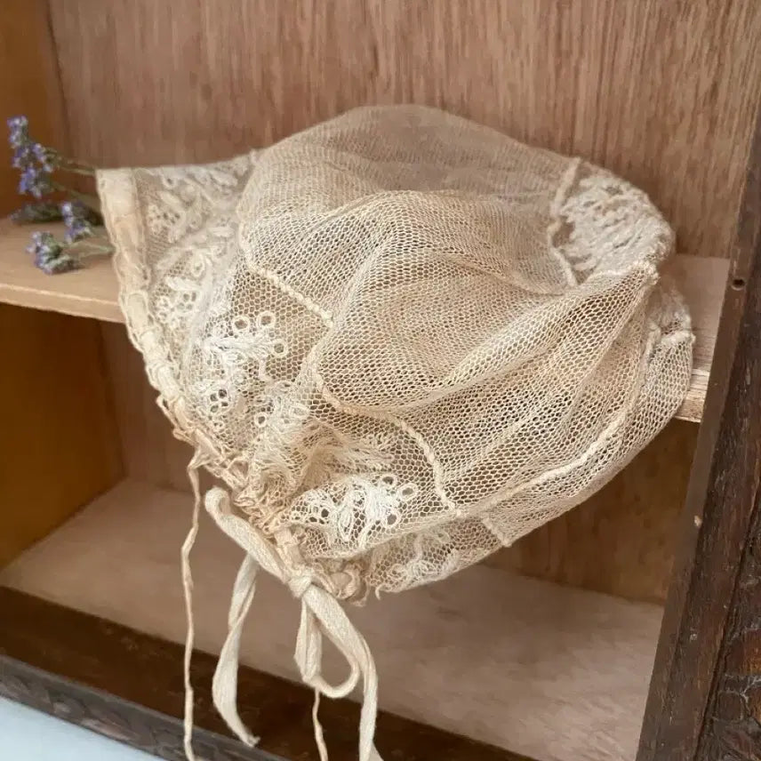 [BUNJANG] French Antique Lace Baby Bonnet / 프랑스 앤틱 레이스 아기 보넷