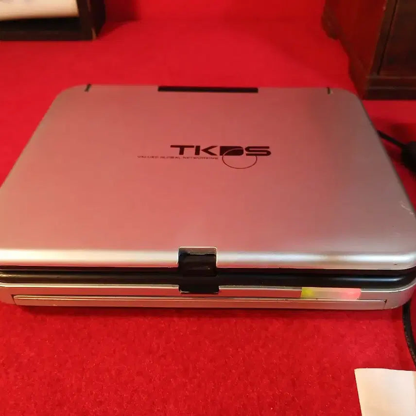 [BUNJANG] Vintage Mini DVD Player / 빈티지 DVD 미니 플레이어