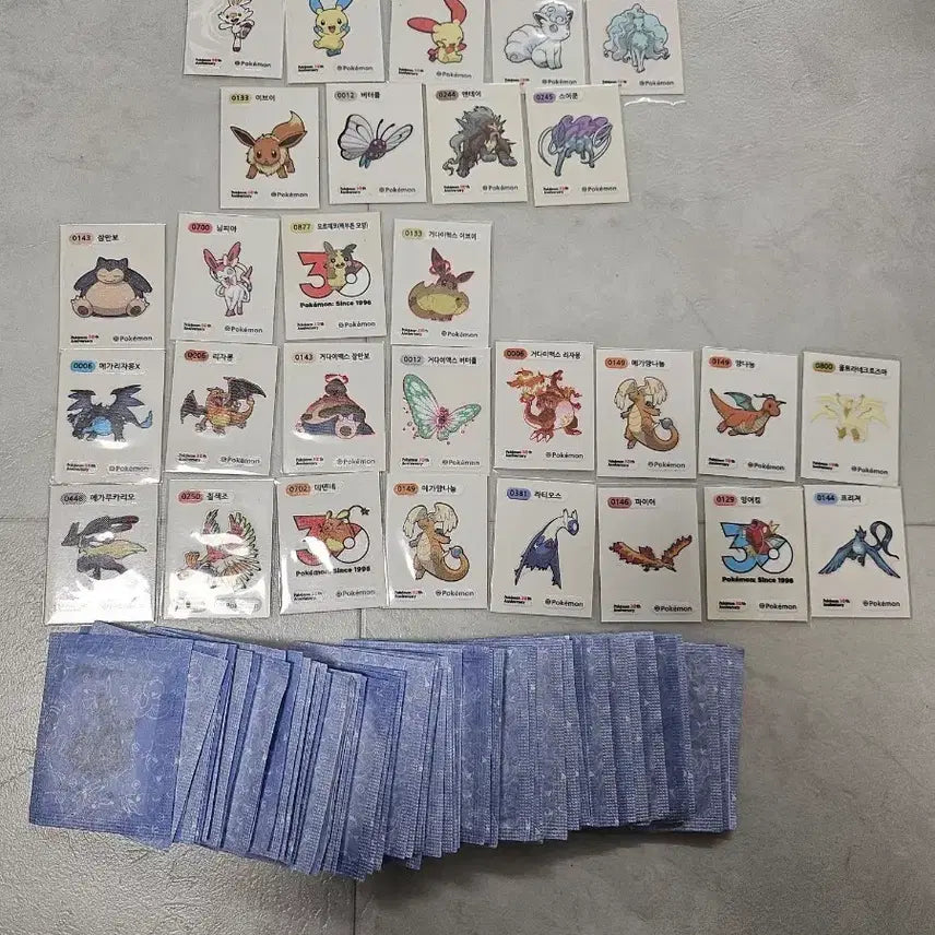 [BUNJANG] Pokemon 30th Anniversary Tteobuksil Stickers / 포켓몬 30주년 띠부씰들 판매 (조건 충족시 무조건 2,200원)
