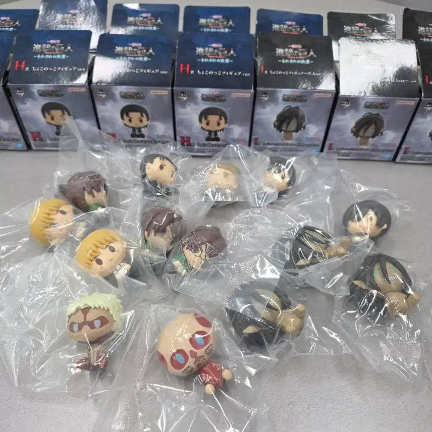 [BUNJANG] Attack on Titan Ichiban Kuji Chokonokko H &amp; I Prize Set (14 Items) / 진격의거인 제일복권 초코노코 H상 I상 14종 일괄판매