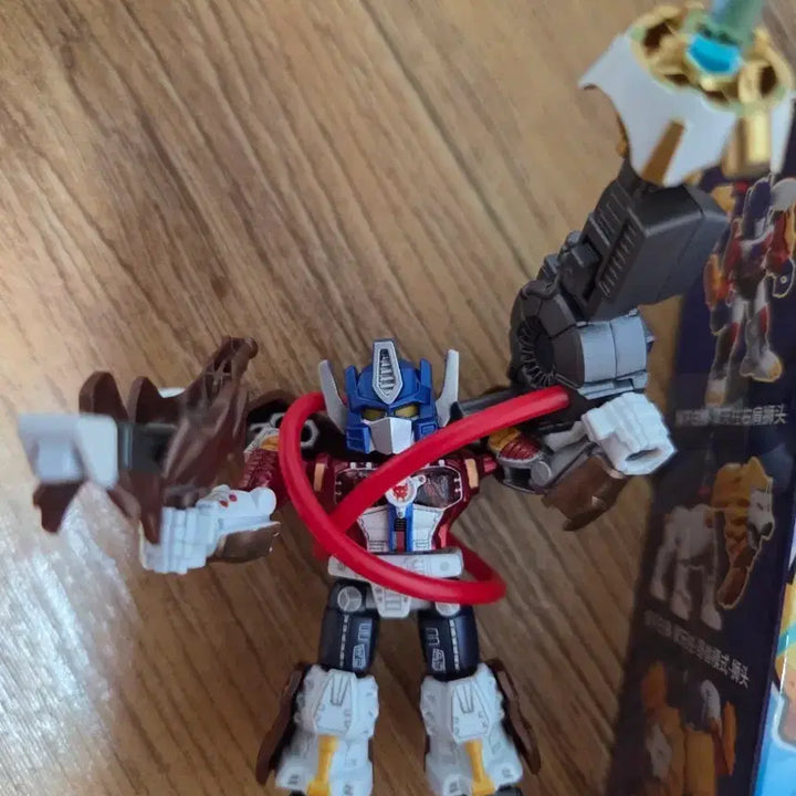 [BUNJANG] Transformers Bloki Defender 7 Beast Wars Optimus Armor Figure (Single Item) / 트랜스포머 블로키 디펜더 7 비스트워 옵티머스 아머 시크릿 피규어 단품