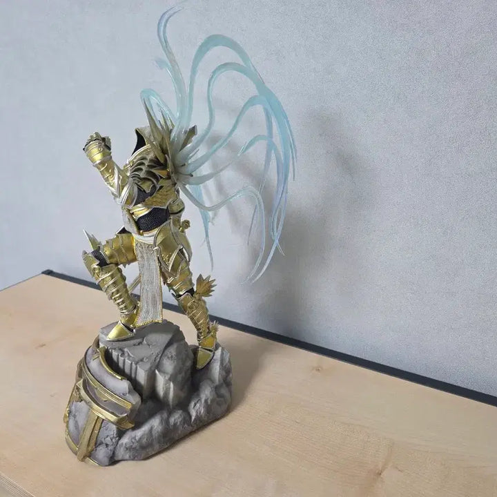 [BUNJANG] Taurus Tyrael Diablo 2 Figure / 타우러스 티리엘 (디아블로2) 피규어 팝니다.