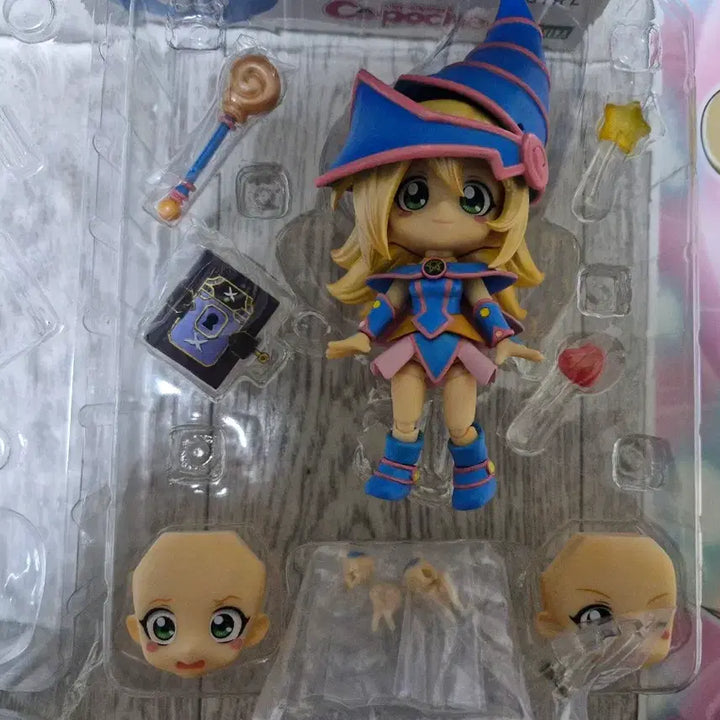 [BUNJANG] Kotobukiya Yu-Gi-Oh! Black Magician Girl Qposket Nendoroid Figure / 코토부키야 유희왕 블랙매지션걸 피규어 큐포쉬 넨도로이드