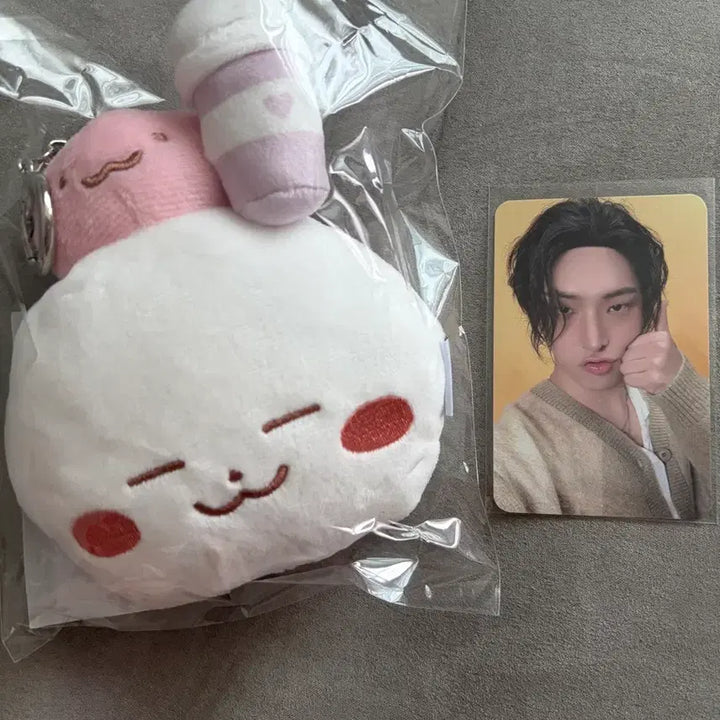 [BUNJANG] ATEEZ Goods Mingi Photocard Included Doll Cupsleeve / 에이티즈 굿즈 인형 컵슬리브 민기 포카포함