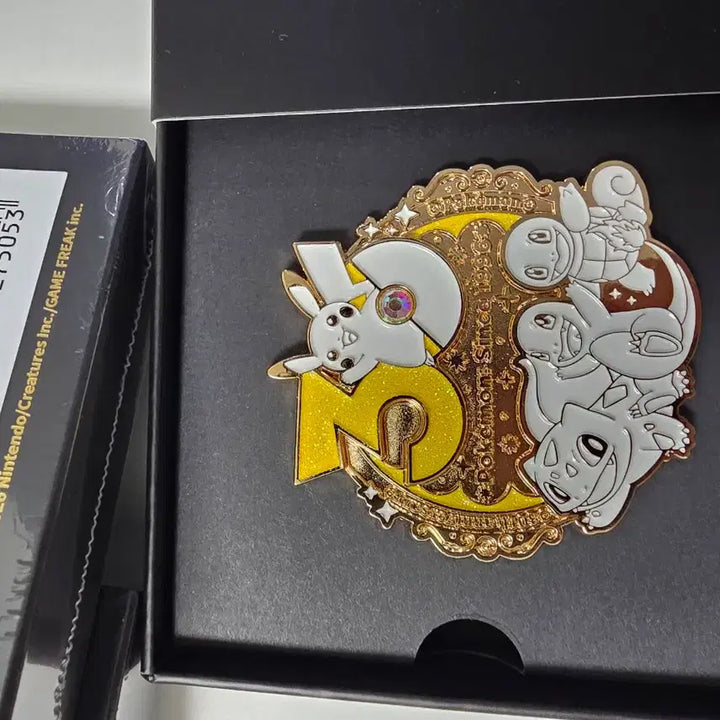 [BUNJANG] Pokemon 30th Anniversary Badge Set (March-June) / 포켓몬 30주년 뱃지 3,4,5,6월 일괄 팝니다