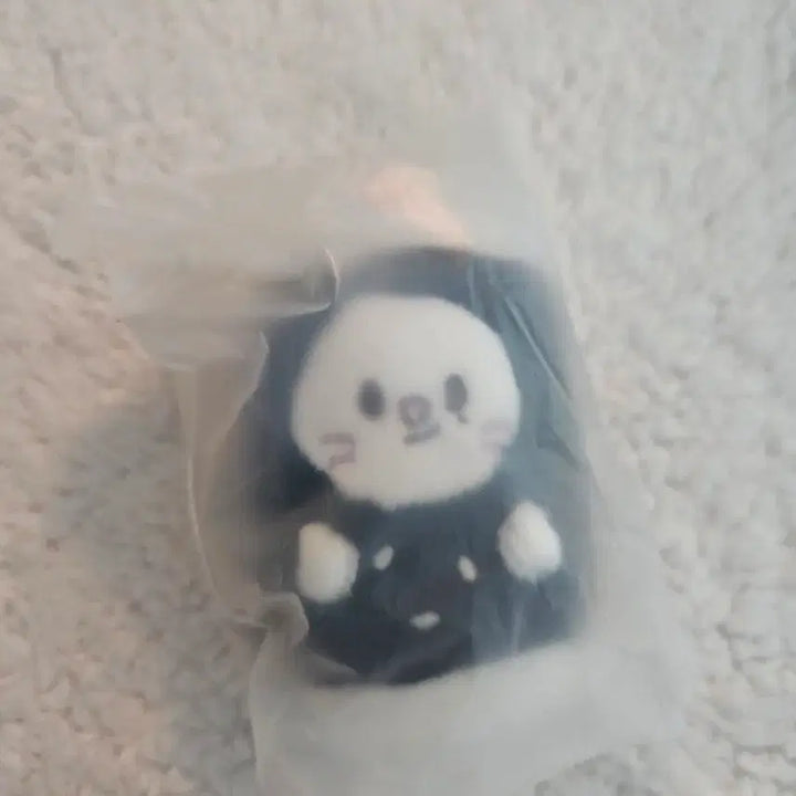 [BUNJANG] Jinnyret Gimbap Keyring / 지니렛 김밥 키링