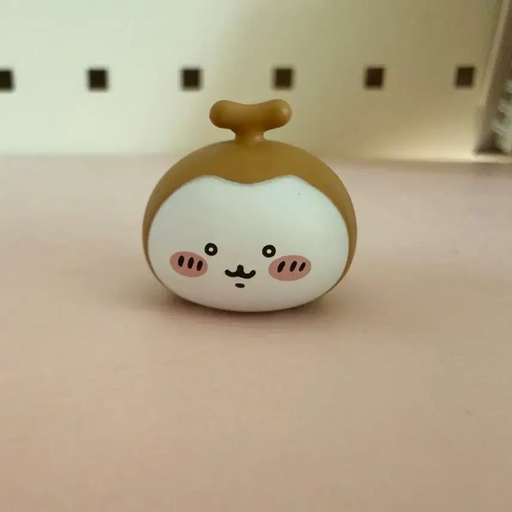 [BUNJANG] Chiikawa Beetle Mini Mame Figure / 치이카와 풍뎅이 미니 마메 피규어 콩알