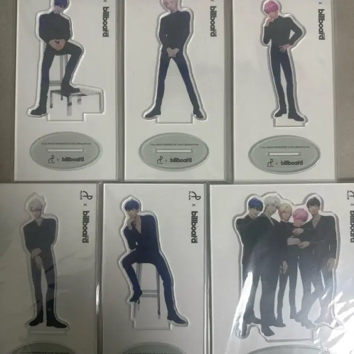 [BUNJANG] PLAVE Billboard Collaboration Acrylic Stand Bundle Set / 플레이브 빌보드 아크릴 스탠드 일괄