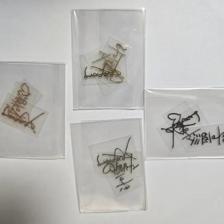 [BUNJANG] Lee Jung Jae Handwritten Metal Badge Set / 이정재 손글씨 전차스 비공굿 양도