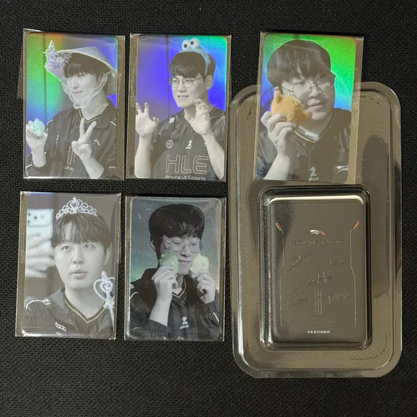 [BUNJANG] Festiver Hanwha Life Esports Bundle Set Photocard + MagSafe / [일괄] Festiver HLE 페스티버 한화생명 단독 포카 세트 + 맥세이프